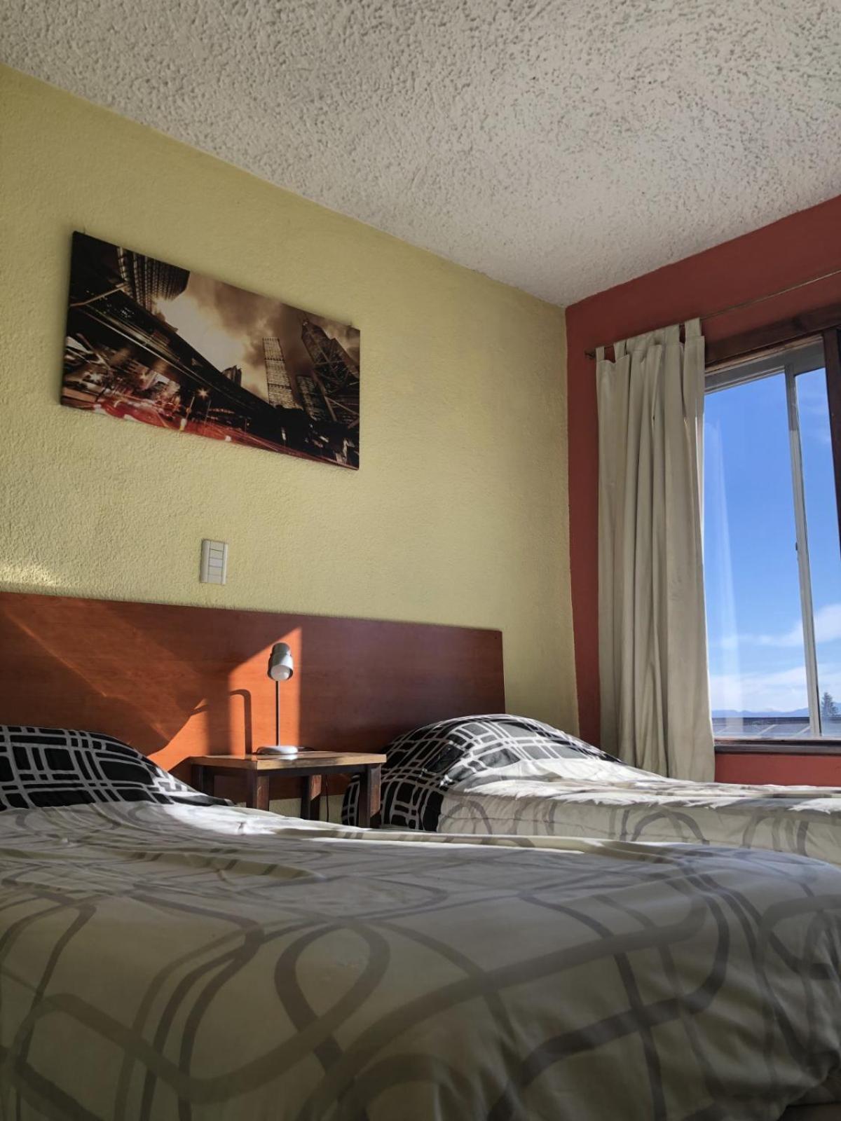 Italia Inn Hostel San Carlos de Bariloche Eksteriør billede